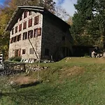 Rauft-perfekter Rueckzugsort Fuer Besondere Feierlichkeiten 2500 M2 Grundstueck Mitten In Der *