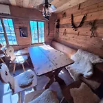 Rauft-perfekter Rückzugsort Für Besondere Feierlichkeiten 2500 M2 Grundstück Mitten In Der *