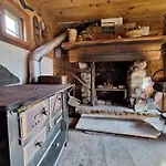 Rauft-perfekter Rueckzugsort Fuer Besondere Feierlichkeiten 2500 M2 Grundstueck Mitten In Der *
