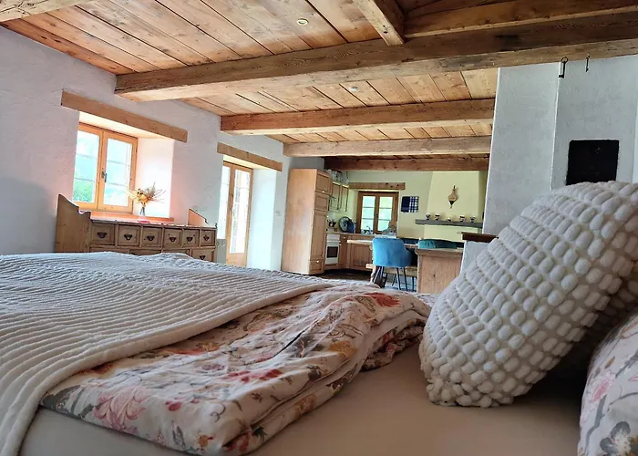 Rauft-perfekter Rueckzugsort Fuer Besondere Feierlichkeiten 2500 M2 Grundstueck Mitten In Der *